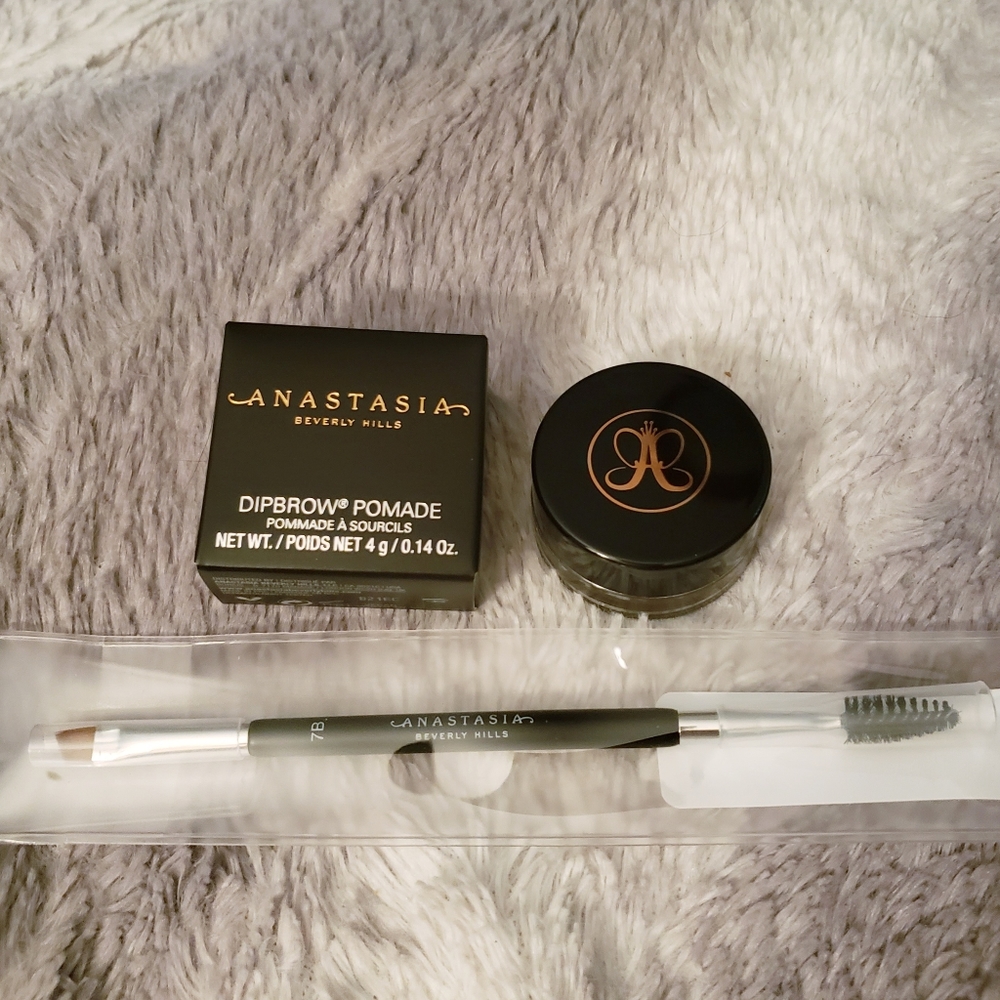 Anastasia DIPBROW® Pomade